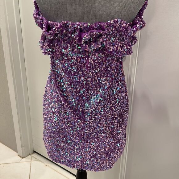 Evening Dress  - Picture 6 of 7